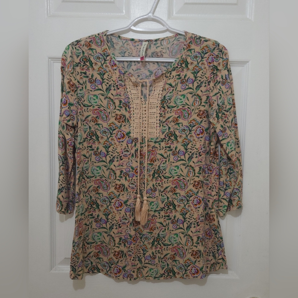 Denim Jeans & Casuals Light Peach Paisley Print Size S Top- Embroidered Tassels